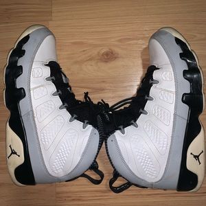Jordan retro 9